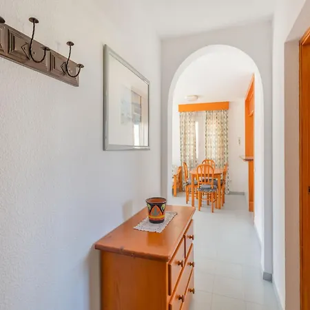 Apartment Lovely In Andaluc A Near Seabeach